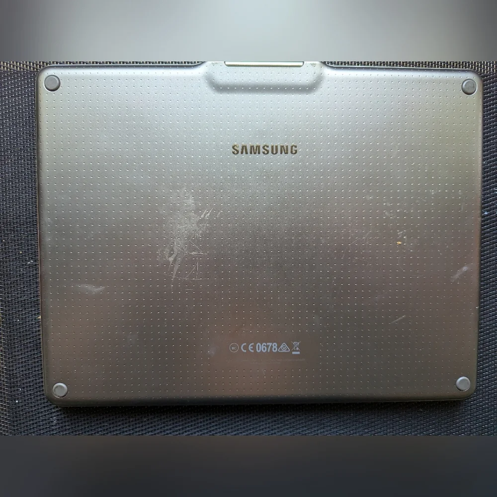 Samsung Galaxy Tab S 10.5in Titanium Bronze with keyboard